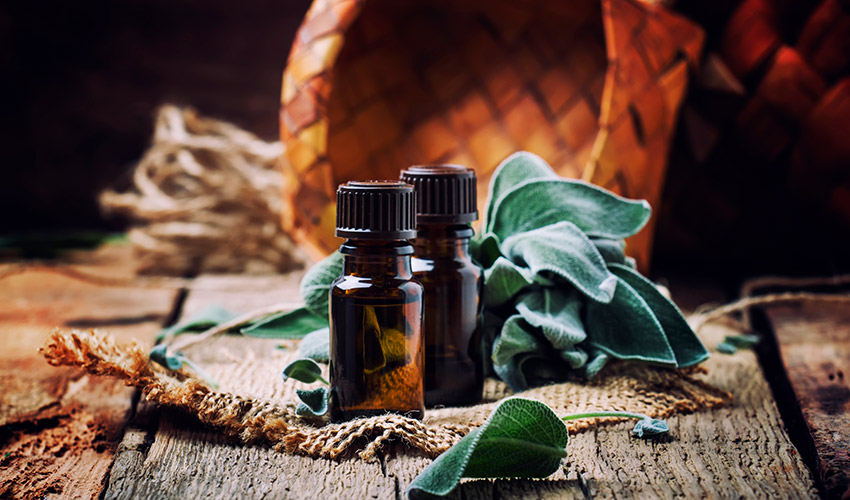 Ätherische Öle aus verschiedenen Pflanzenteilen