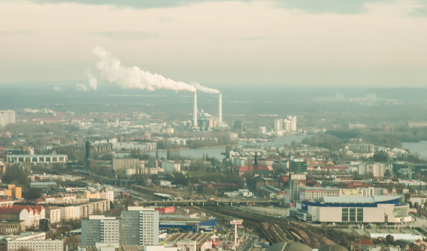 Smog ist eine Mischung aus Luft und Schadstoffen, die Nebel ähneln kann