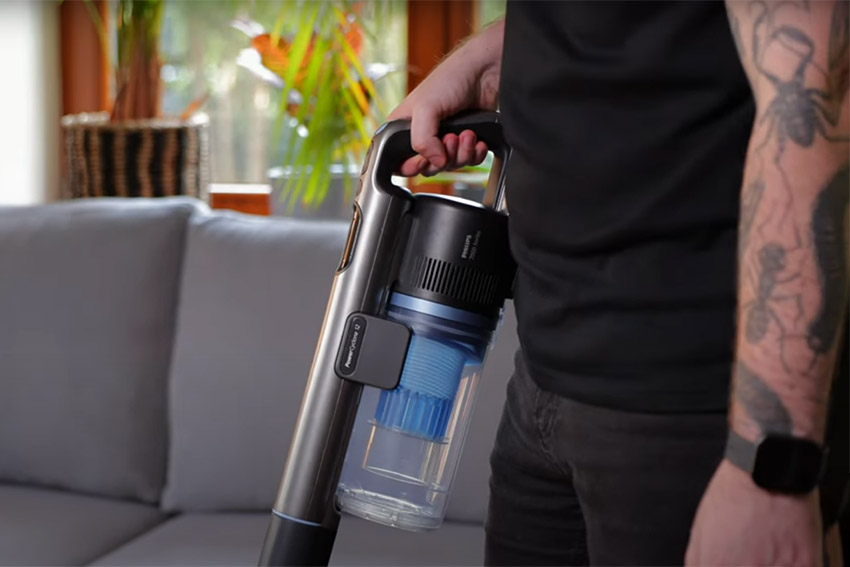 Test eines Akku-Staubsaugers der Marke Philips