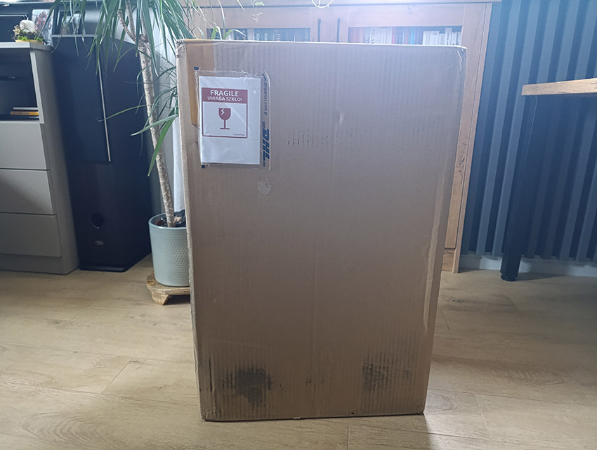 Sharp KI-TX100EU-H – im Karton