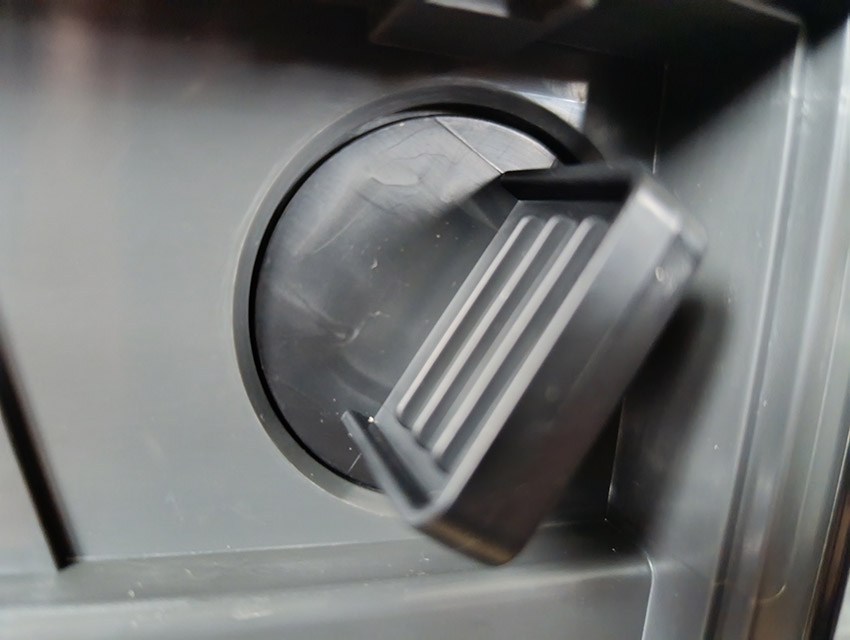 Sharp KI-TX100EU-H – Ionengenerator im Gehäuse