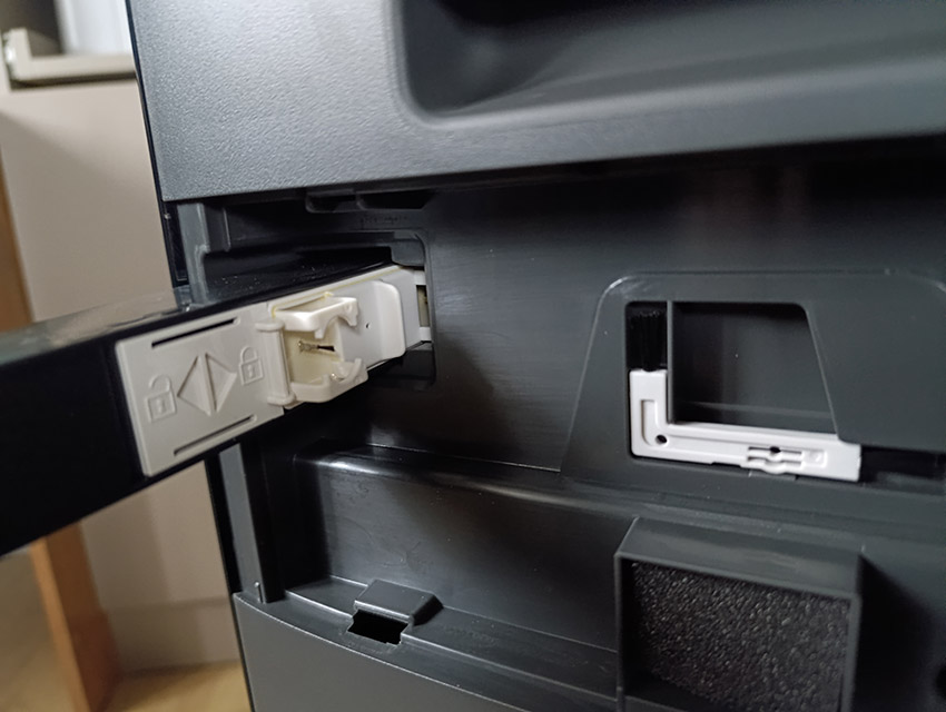 Sharp KI-TX100EU-H – Schublade des Ionengenerators