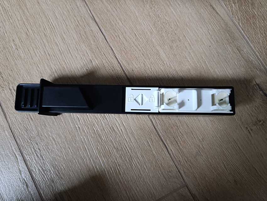 Sharp KI-TX100EU-H – Schublade des Ionengenerators