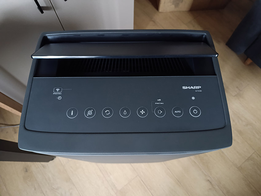 Sharp KI-TX100EU-H – geöffnete Luftauslassklappe