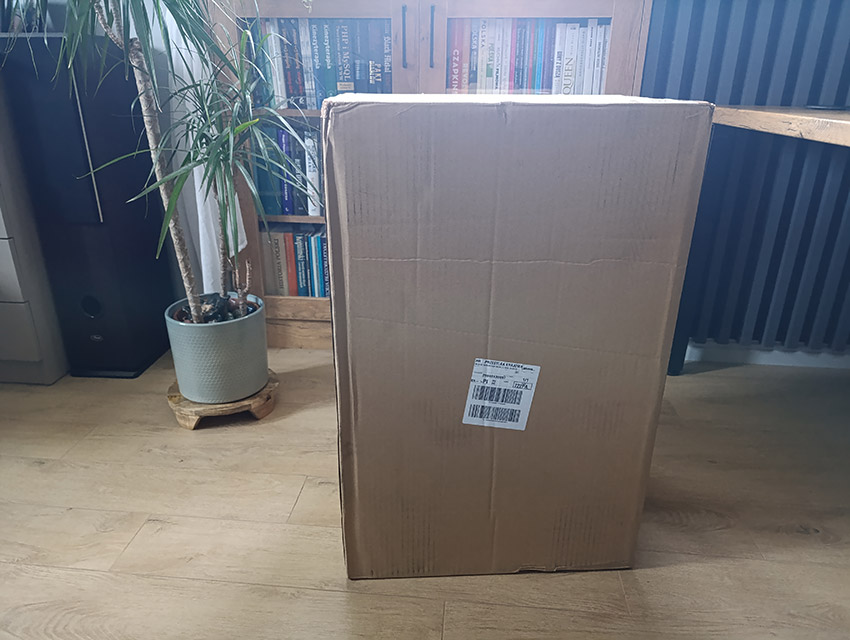 Sharp KI-TX100EU-H – im Karton