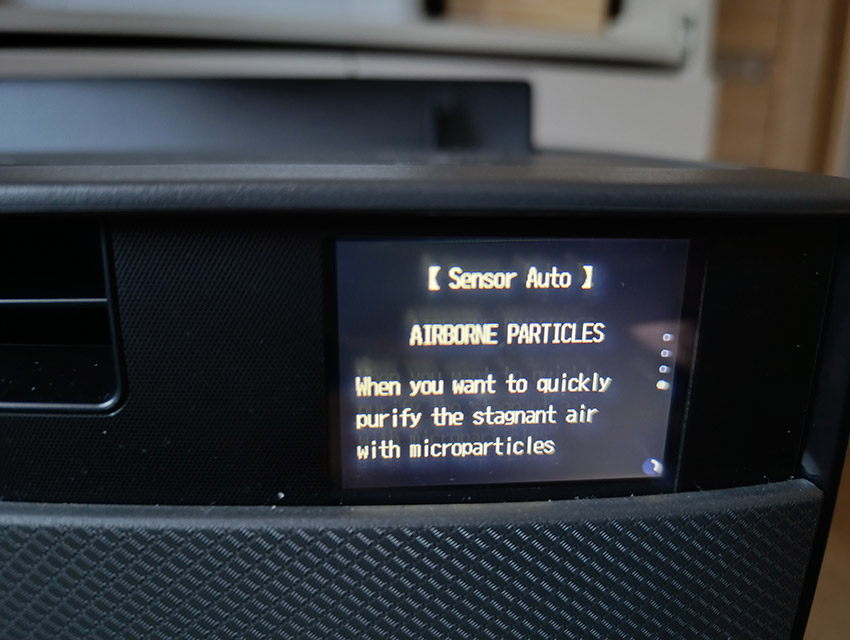 Sharp KI-TX100EU-H – effizientes Einsammeln von Staub