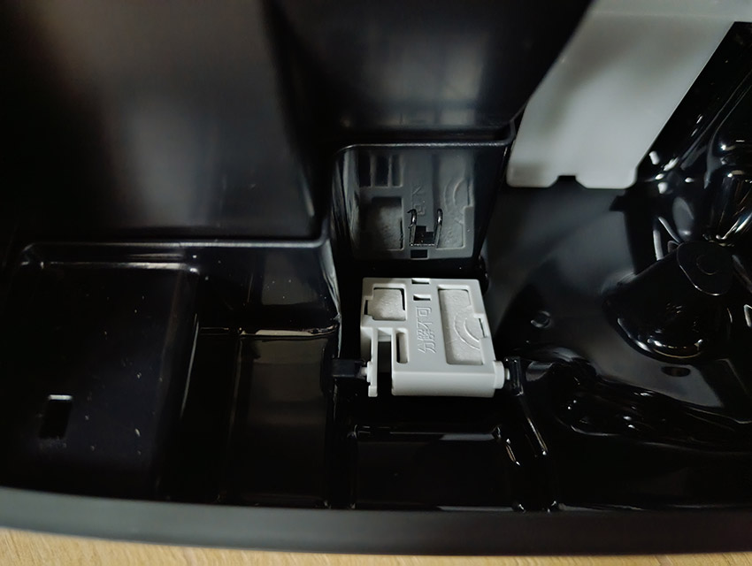 Sharp KI-TX100EU-H – Mechanismus des Befeuchtungssystems