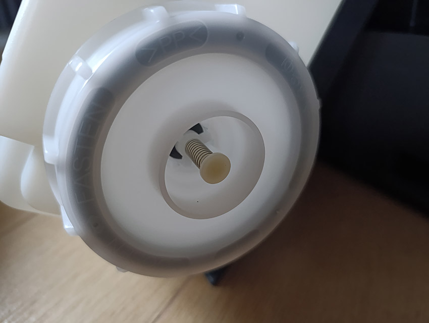 Sharp KI-TX100EU-H – Sicherheitsverriegelung