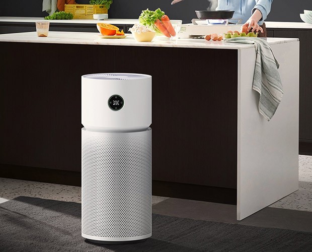 Xiaomi Smart Air Purifier Elite in der Küche, der Gerüche entfernt