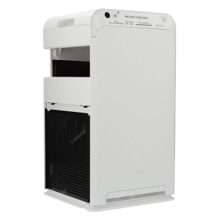 Daikin MC55W Seitenansicht, herausgezogene Kohlefiltereinheit und Lufteinlassgitter